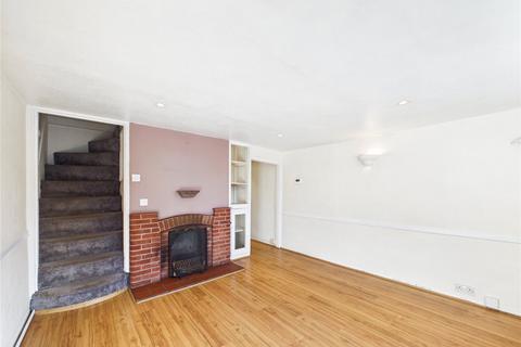 2 bedroom detached house to rent, Farm Road, Great Oakley, Harwich, CO12