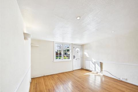 2 bedroom detached house to rent, Farm Road, Great Oakley, Harwich, CO12