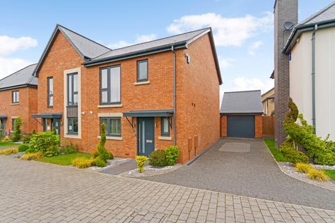 undefined, Buzzard Close Stratford-upon-Avon CV37