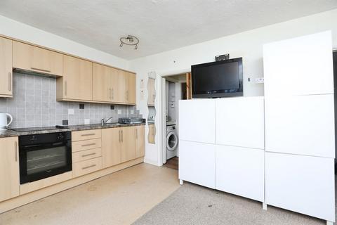 1 bedroom flat for sale, Wing Road, Leysdown-On-Sea, Sheerness