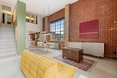 2 bedroom flat for sale, Chocolate Studios, 7 Shepherdess Place, London