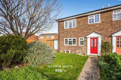 undefined, Teigngrace, Southend-on-sea SS3