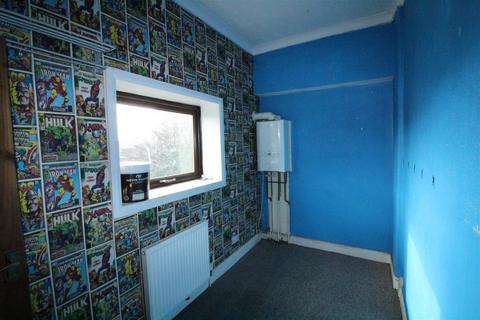 2 bedroom terraced house for sale, Laverack Field, Wyke, Bradford