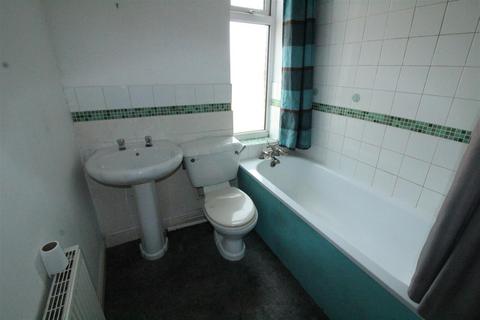 2 bedroom terraced house for sale, Laverack Field, Wyke, Bradford