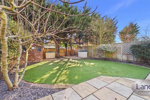 undefined, Dairyglen Avenue, Cheshunt,