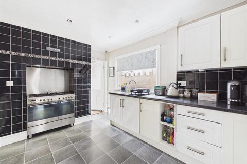3 bedroom terraced house for sale, Philadelphia Road, Porthcawl CF36