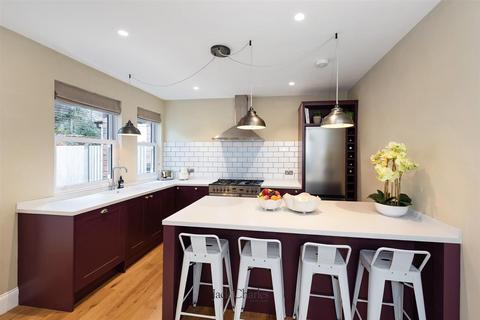 3 bedroom terraced house for sale, Stewart Road, Tunbridge Wells