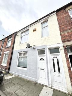 3 bedroom flat to rent, Arnold Street, Boldon Colliery, Tyne And Wear