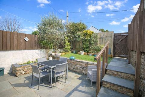 4 bedroom terraced house for sale, Yelverton, Devon