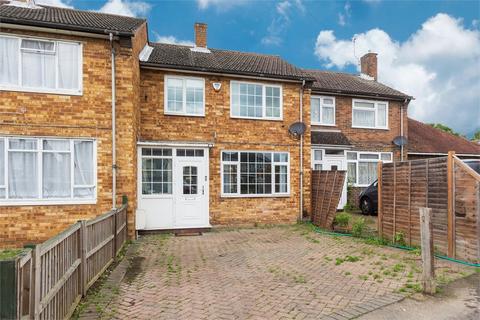 3 bedroom terraced house to rent, Long Readings Lane, Slough SL2