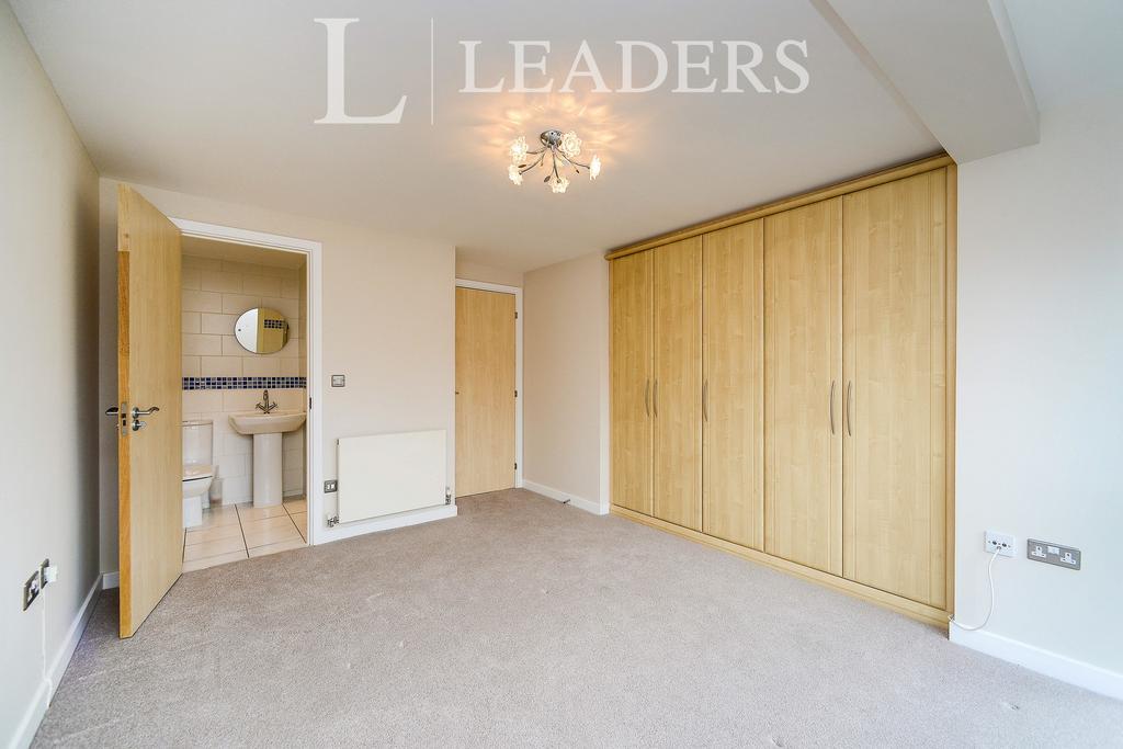 Bedroom with ensuite