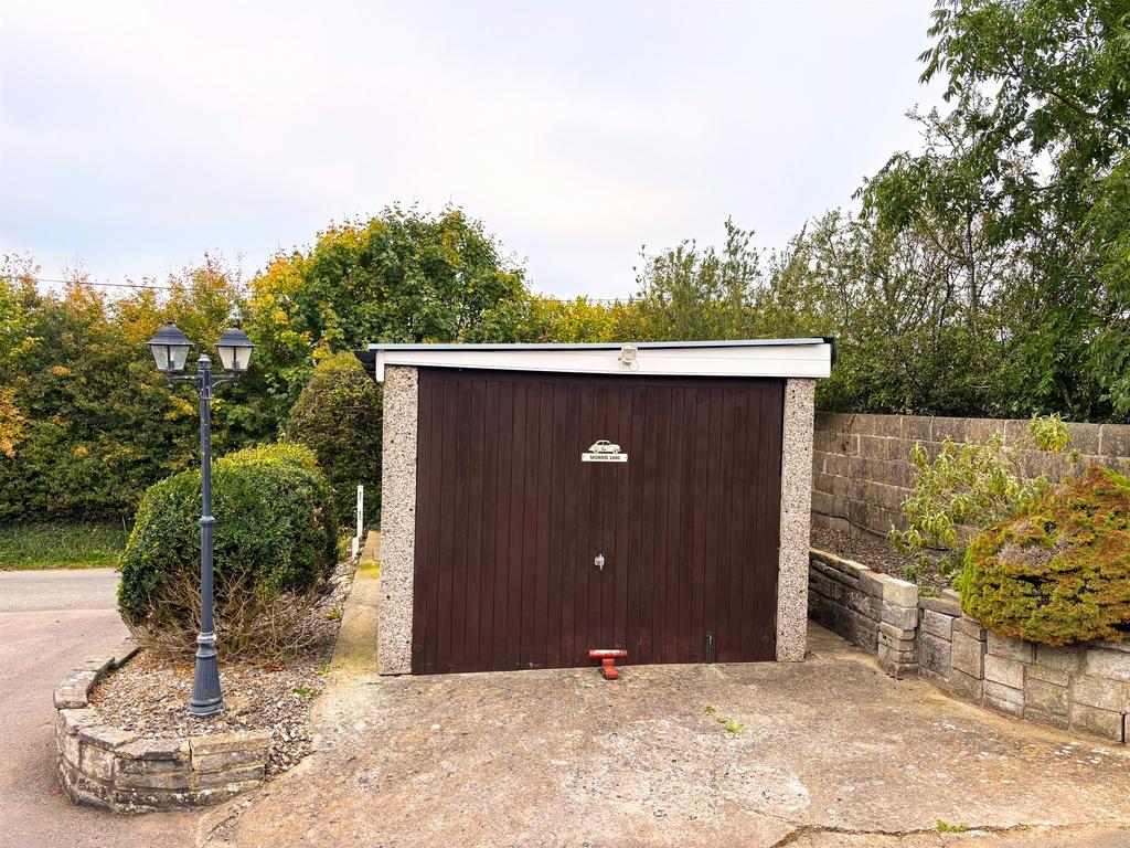 Double Garage