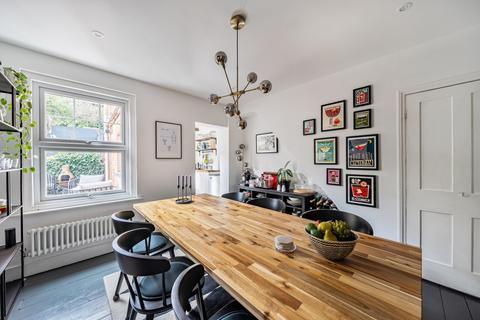 2 bedroom semi-detached house for sale, Walnut Tree Close, Guildford, GU1