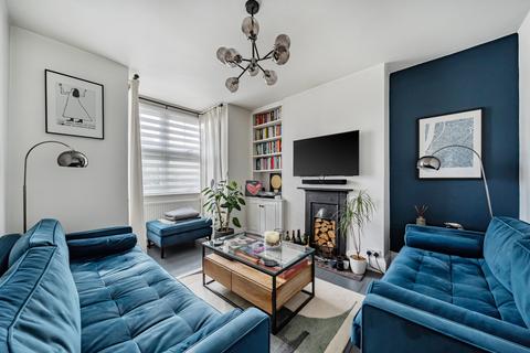 2 bedroom semi-detached house for sale, Walnut Tree Close, Guildford, GU1