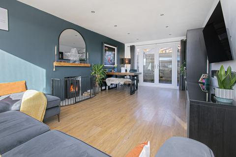 undefined, 8 St. Johns Place, Dunfermline, KY12 7TA