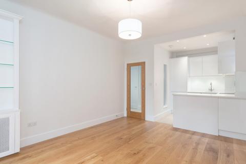 1 bedroom flat to rent, Grove End Gardens, Grove End Road, London, NW8