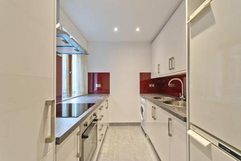 Studio to rent, Floral Street, London WC2E