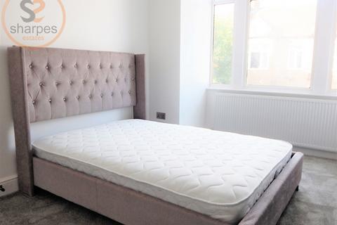 undefined, b Kettering Street, Wandsworth, London