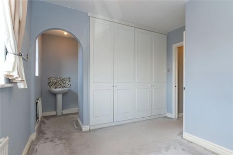 3 bedroom terraced house to rent, Little Aston Close, Macclesfield, Cheshire, SK10