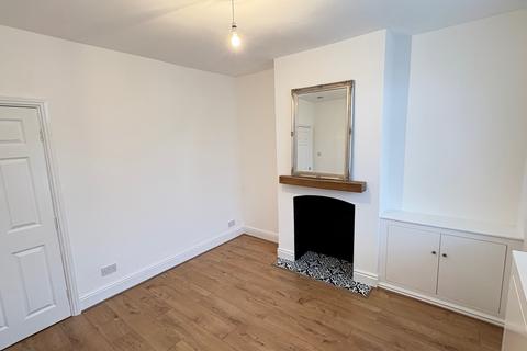 Lamcote Grove, Nottingham, NG2