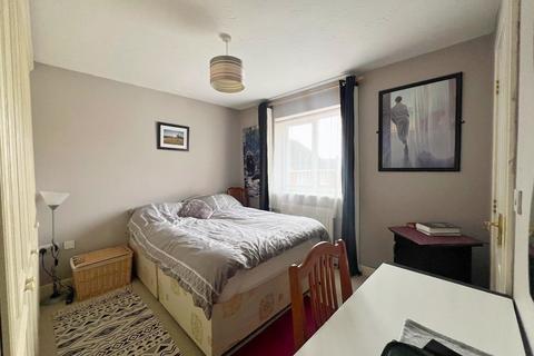3 bedroom terraced house for sale, Violet Close, Oakley Vale, Corby, NN18