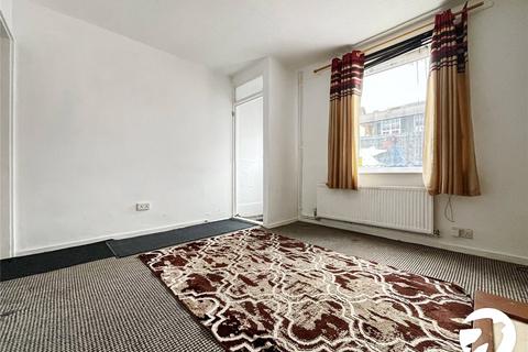 3 bedroom terraced house to rent, Pheasant Road, Chatham, Kent, ME4