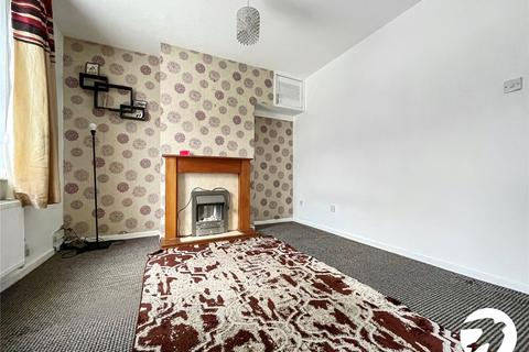 3 bedroom terraced house to rent, Pheasant Road, Chatham, Kent, ME4