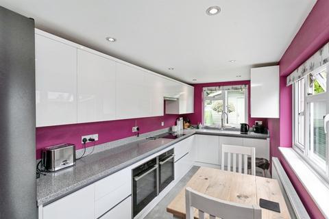 3 bedroom end of terrace house for sale, The Close, Weston Underwood, Olney