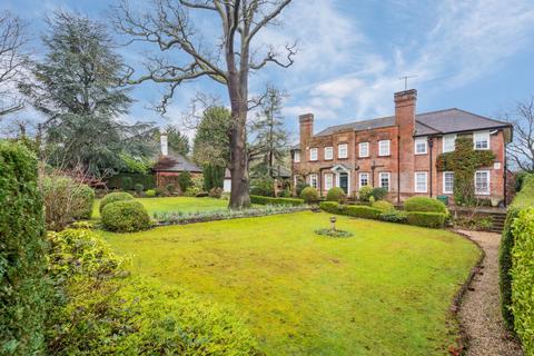 Pembroke Road, Northwood HA6