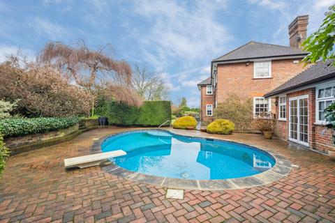 undefined, Pembroke Road, Northwood HA6