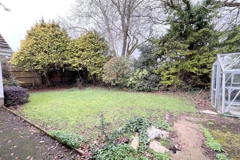 2 bedroom bungalow for sale, Woodhayes Avenue, Highcliffe, Christchurch, Dorset, BH23