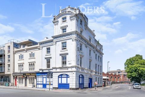 undefined, Royal Crescent Road, Southampton, SO14