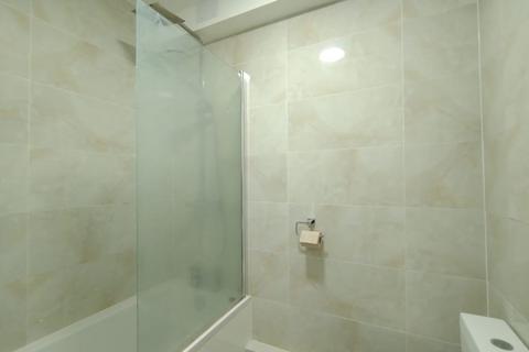 1 bedroom flat for sale, 58 Sheringham Tower, Baird Avenue, Southall, Middlesex, UB1 3NE