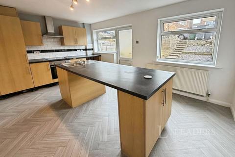 3 bedroom semi-detached house to rent, Greenfinch Close, Brinsworth, Rotherham, S60
