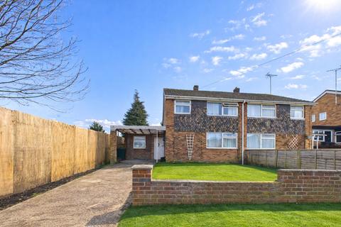 undefined, Dee Road, Reading, Berkshire, RG30
