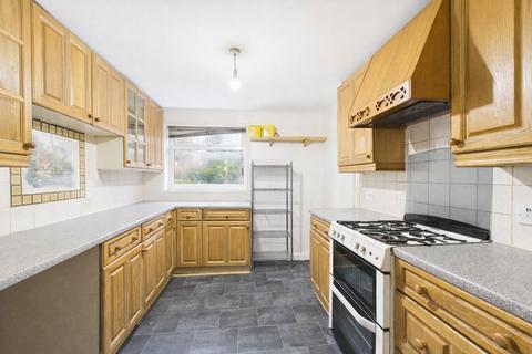 3 bedroom semi-detached house for sale, Dee Road, Reading, Berkshire, RG30