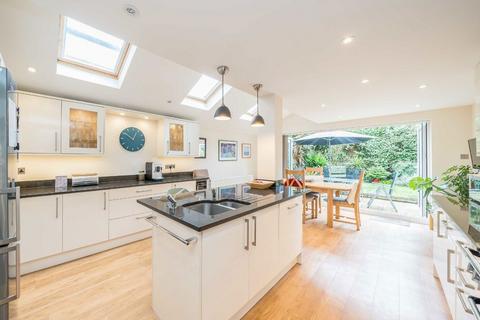 undefined, Church Road, Teddington TW11