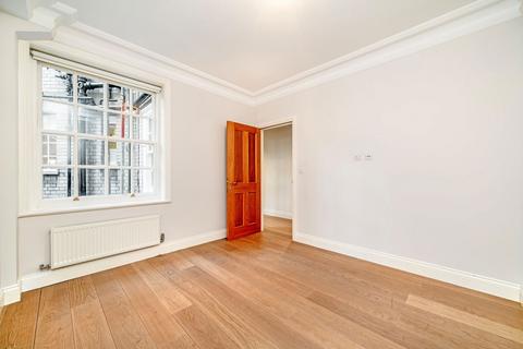 4 bedroom flat to rent, Malvern Court, London SW7