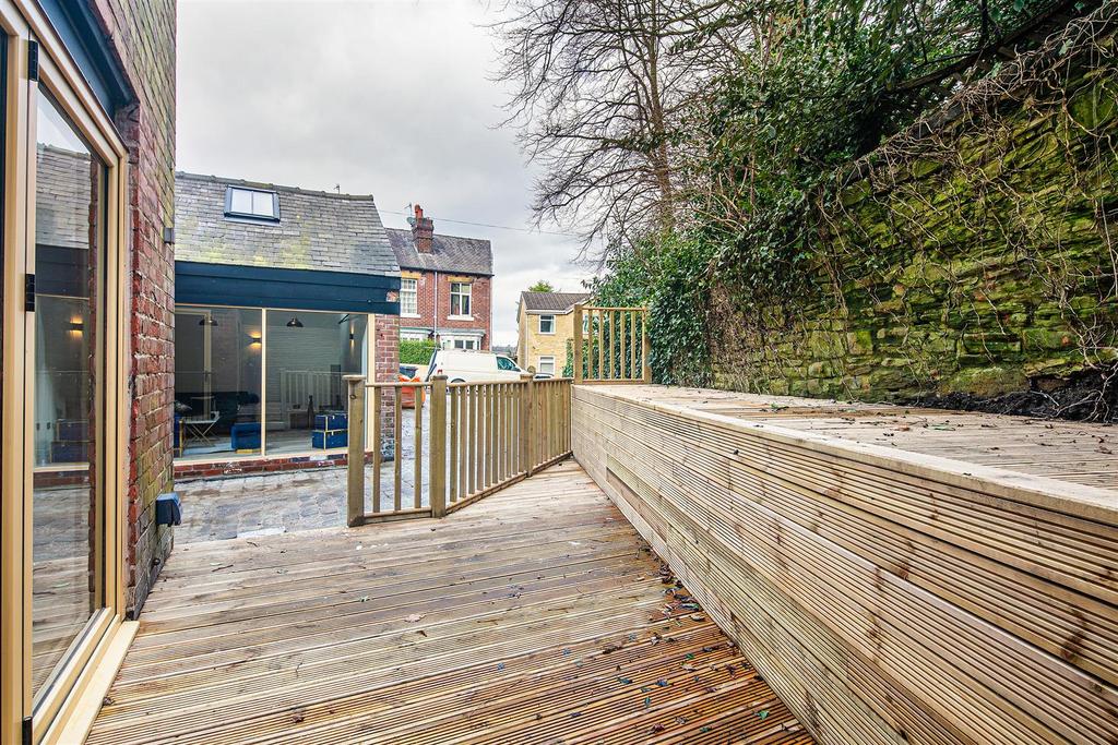 Side deck