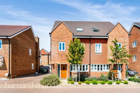 undefined, Beatrice Square, TADWORTH