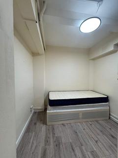 2 bedroom flat to rent, Bigland Street, London E1