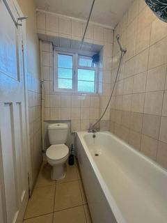 2 bedroom flat to rent, Bigland Street, London E1