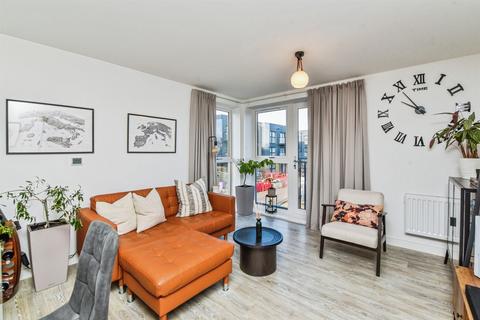 2 bedroom flat for sale, Foundry Lane, Chippenham