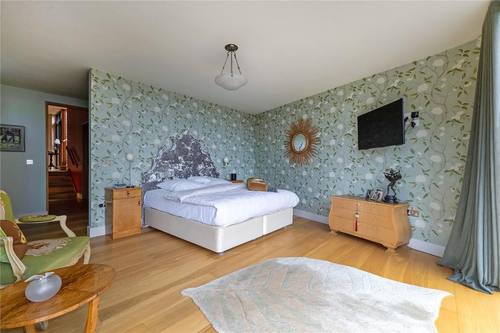 Principal Bedroom