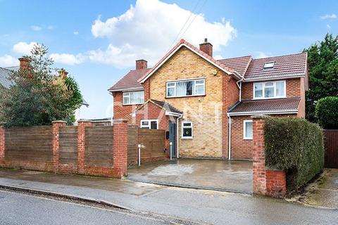 5 bedroom detached house for sale, Presburg Road, New Malden, Kingston Upon Thames, London, KT3
