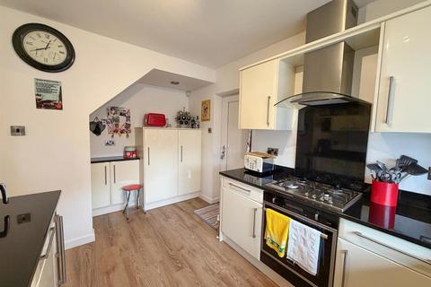 4 bedroom detached house for sale, Bradley Drive, Silsden,