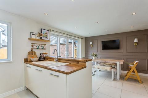 4 bedroom detached house for sale, Tillage Close, Preston, PR4