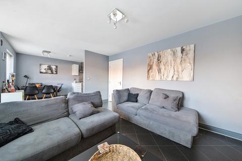 2 bedroom flat for sale, Dale Square, Hampshire PO9