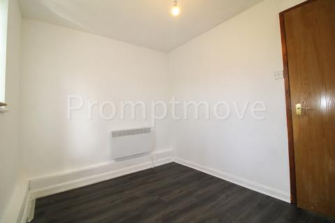 2 bedroom flat to rent, The Ridings Luton LU3 1BY