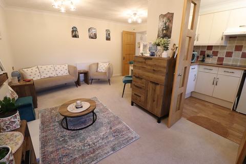 undefined, King Georges Close, Rayleigh, SS6